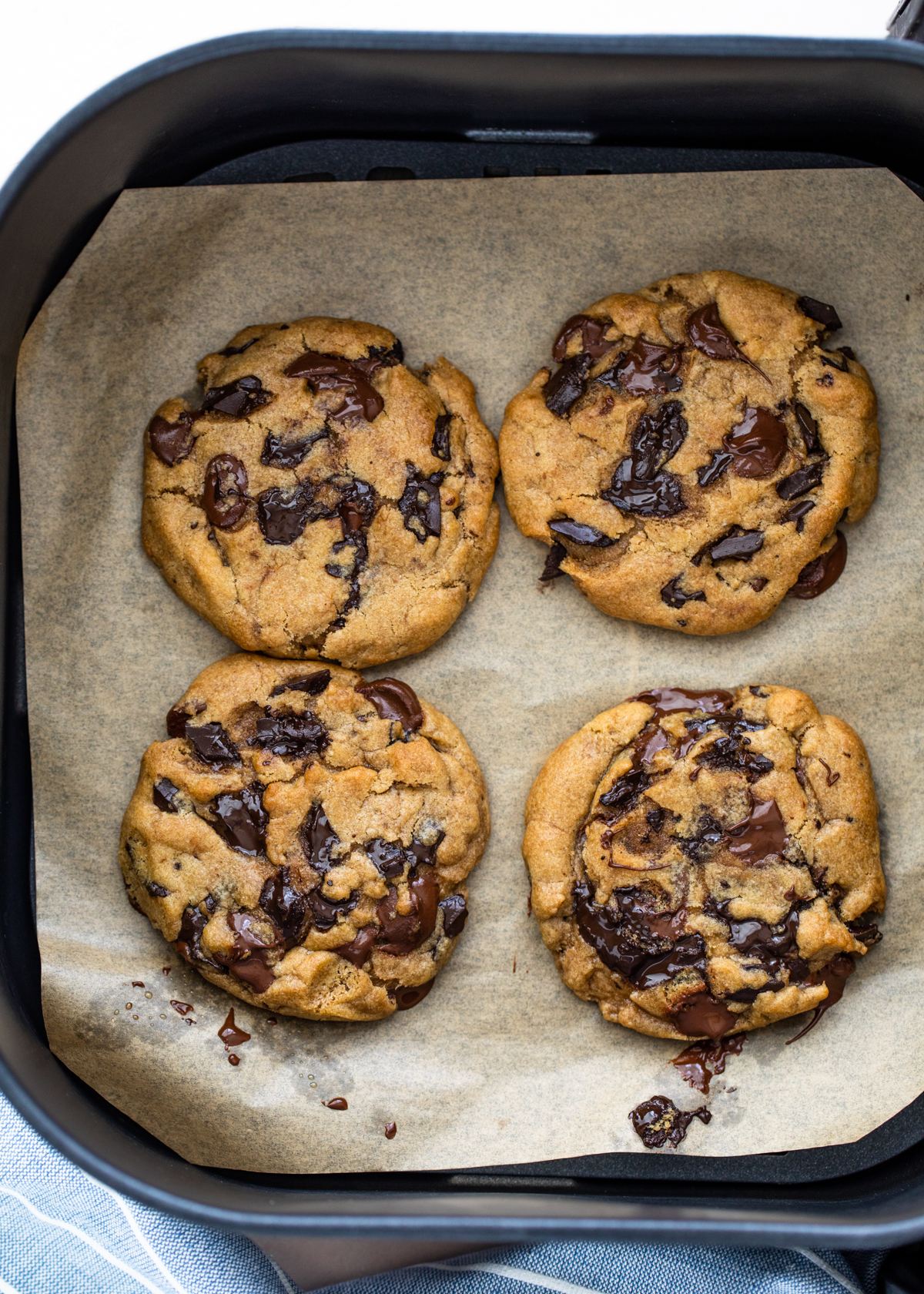 Air Fryer Chocolate Chip Cookies 1 - image 11