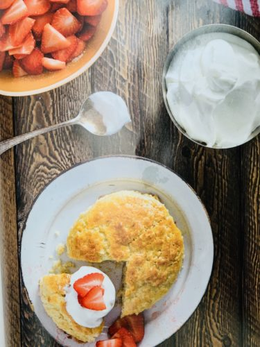 Air Fryer Strawberry Shortcake