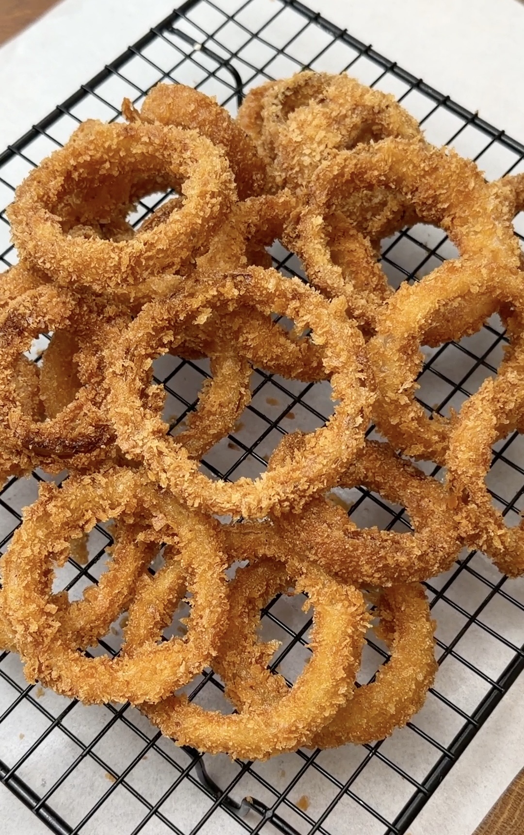 EASY Crispy Onion Rings