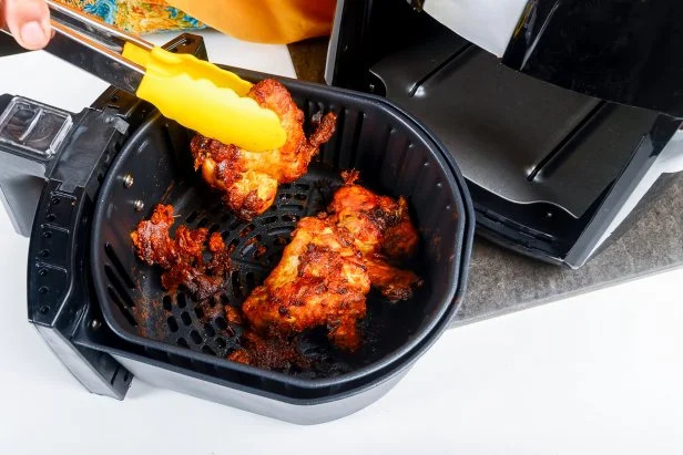 Can You Put Aluminum Foil In the Air Fryer?