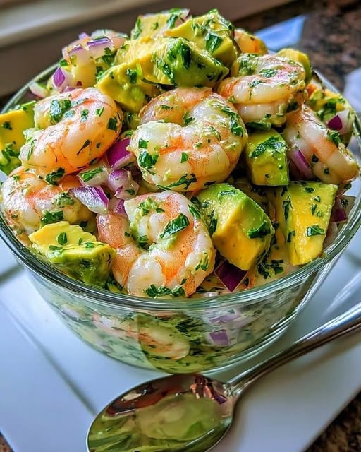 7 Delicious Reasons to Love This Shrimp Avocado Salad