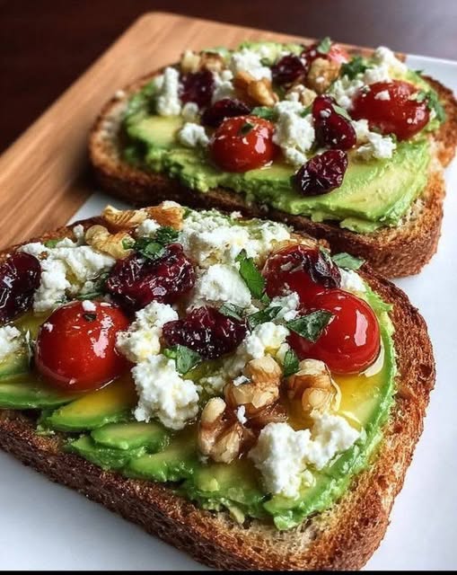 7 Delicious Reasons to Love This Avocado Toast with Feta, Cranberries, Walnuts & Roasted Vegetables 1 Avocado Toast with feta, cranberries, walnuts, and roasted vegetables